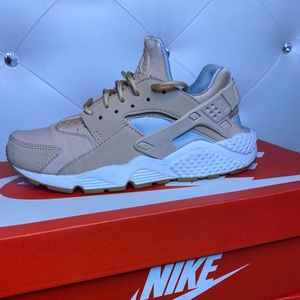 Tan & Gold Huaraches